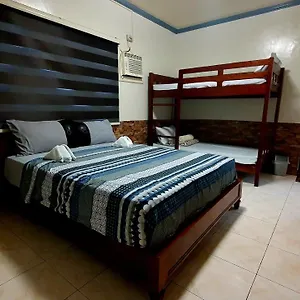 unks-house.hotelspanglao.com/
